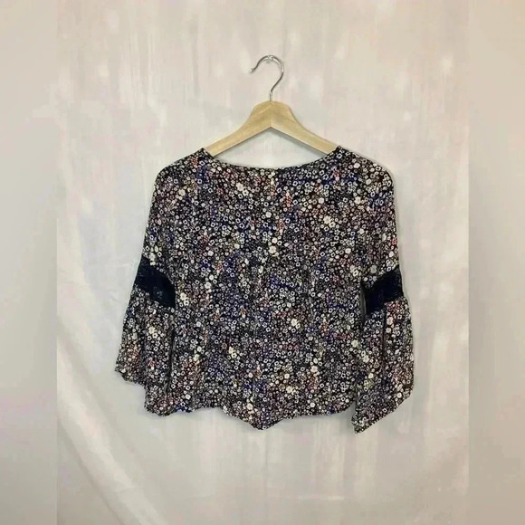 Hollister‎ top - Picture 3 of 4